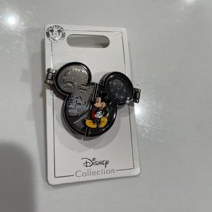 Disney Parks Exclusive Disney Collection Mickey Mouse Walt Disney Hinged Pin NEW